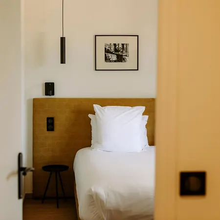 Soko Hotels-pont Du Gard 4* Ремулен
