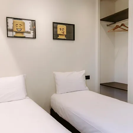 Отель Soko Hotels-pont Du Gard