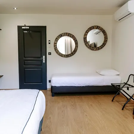 Soko Hotels-pont Du Gard 4* Ремулен