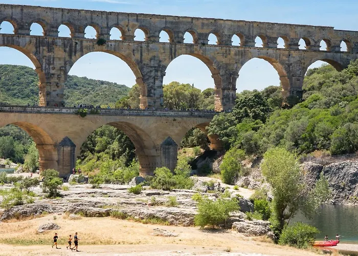 Hotel Soko Hotels-pont Du Gard