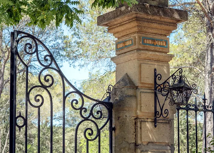 Soko Hotels-pont Du Gard Hotel Remoulins